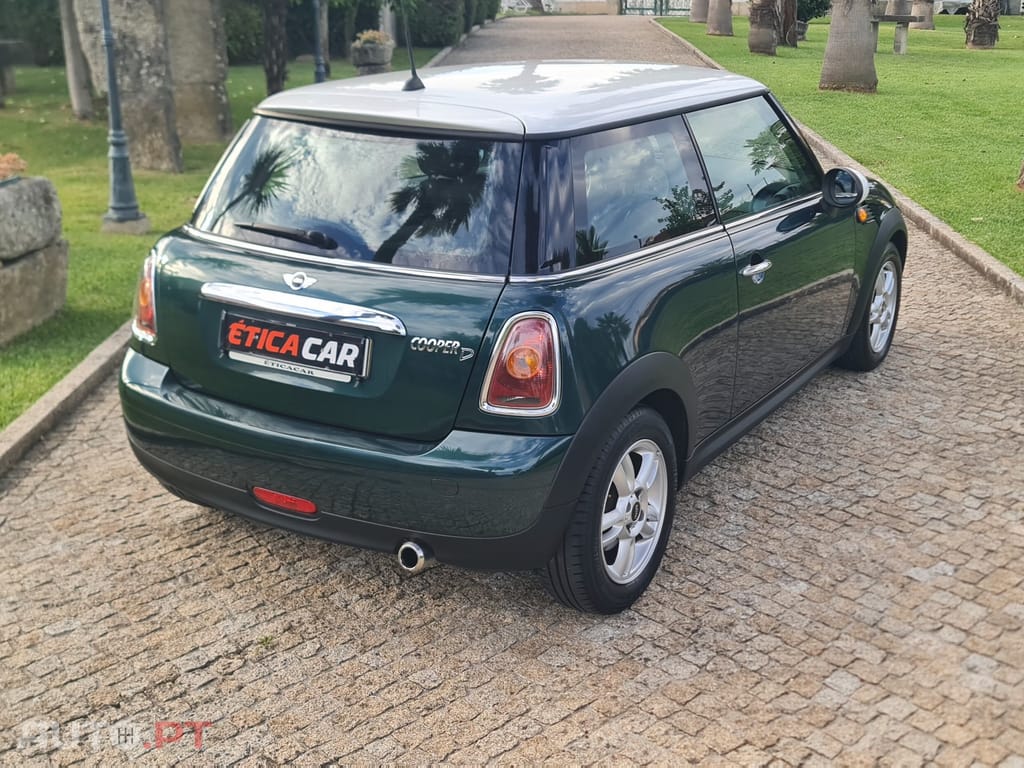 MINI Cooper Outro