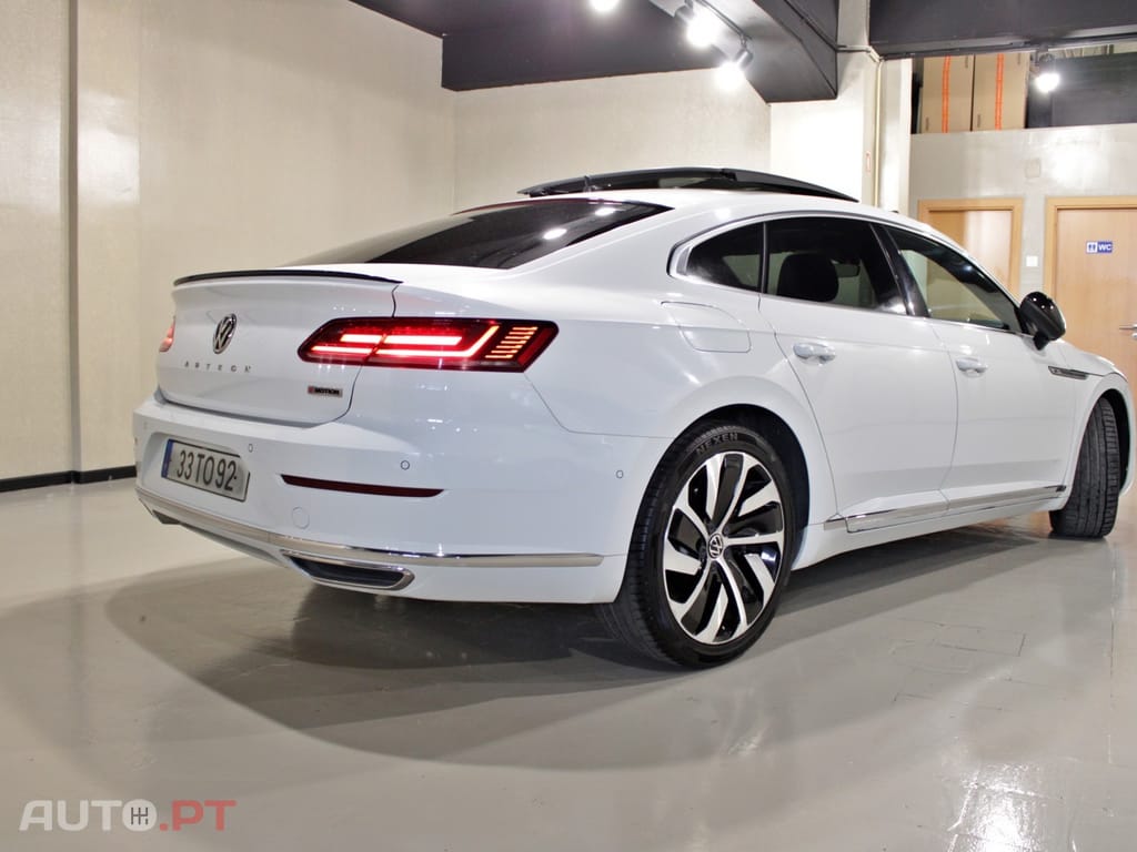 Volkswagen Arteon 2.0 TDI R-Line DSG 4Motion