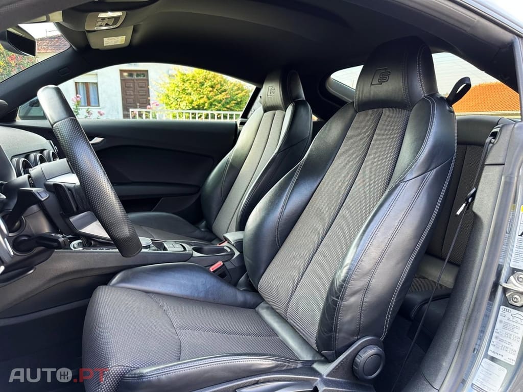 Audi TT 2.0 TFSI S-line S tronic