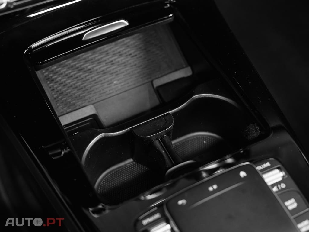 Mercedes-Benz CLA 250 e Shooting Brake AMG Line