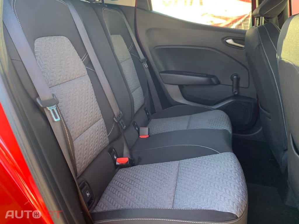 Renault Clio EXCLUSIVE