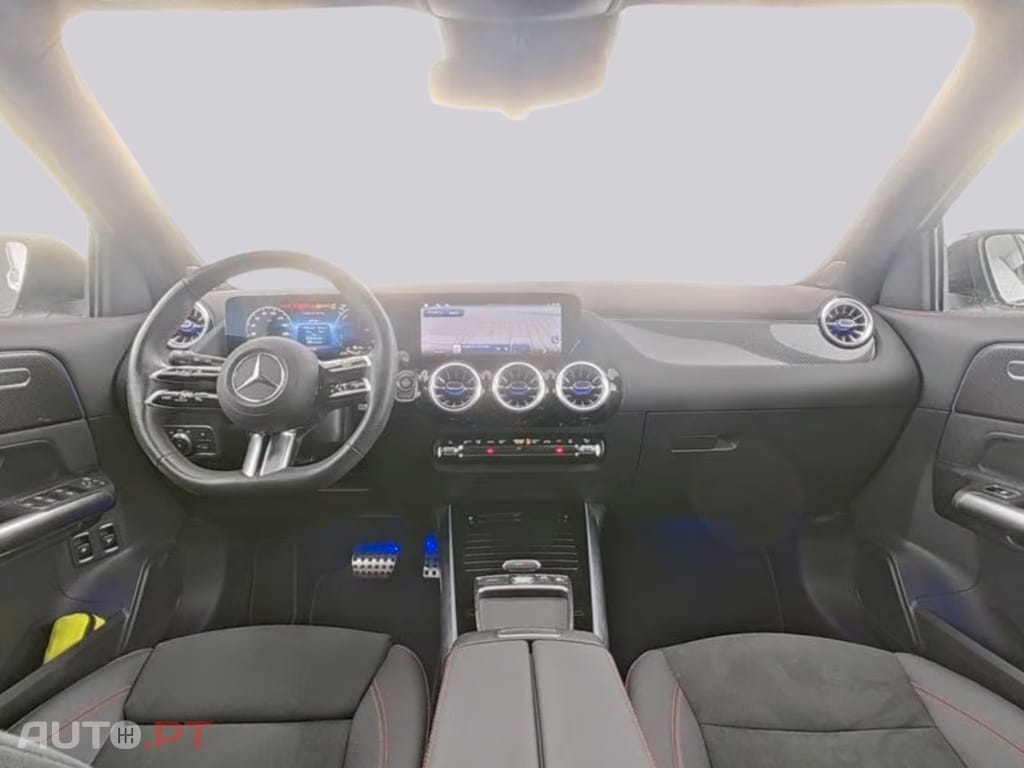 Mercedes-Benz GLA 250 e AMG I.V.A DEDUTIVEL