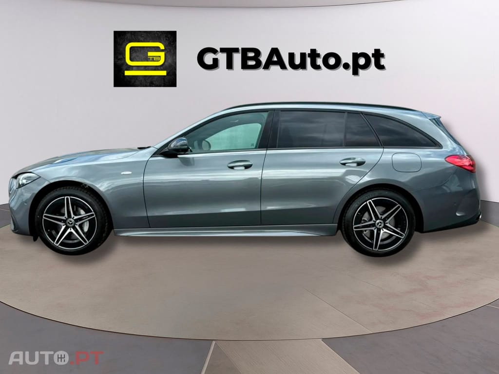 Mercedes-Benz C 300 I.V.A DEDUTIVEL de AMG 
