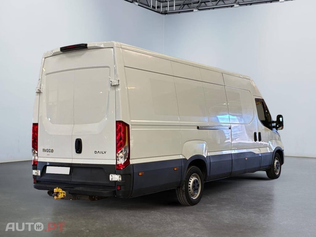 Iveco Daily 2.3 35S14H V16/P H2