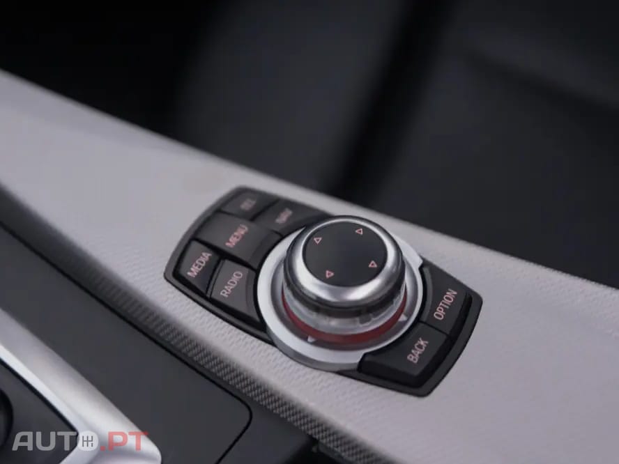 BMW 318 Touring Pack M