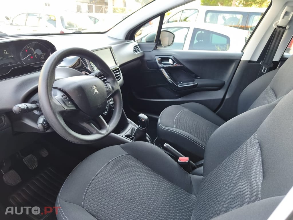 Peugeot 208 1.5 BlueHDi Active