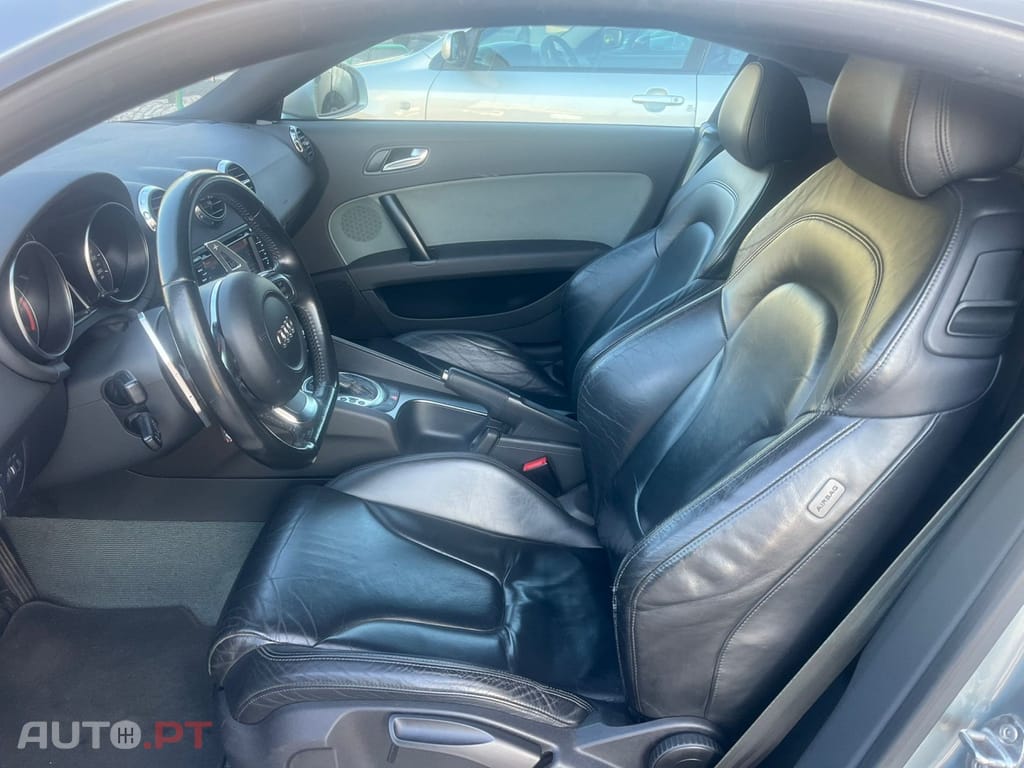Audi TTS 2.0 TFSi quattro S Tronic
