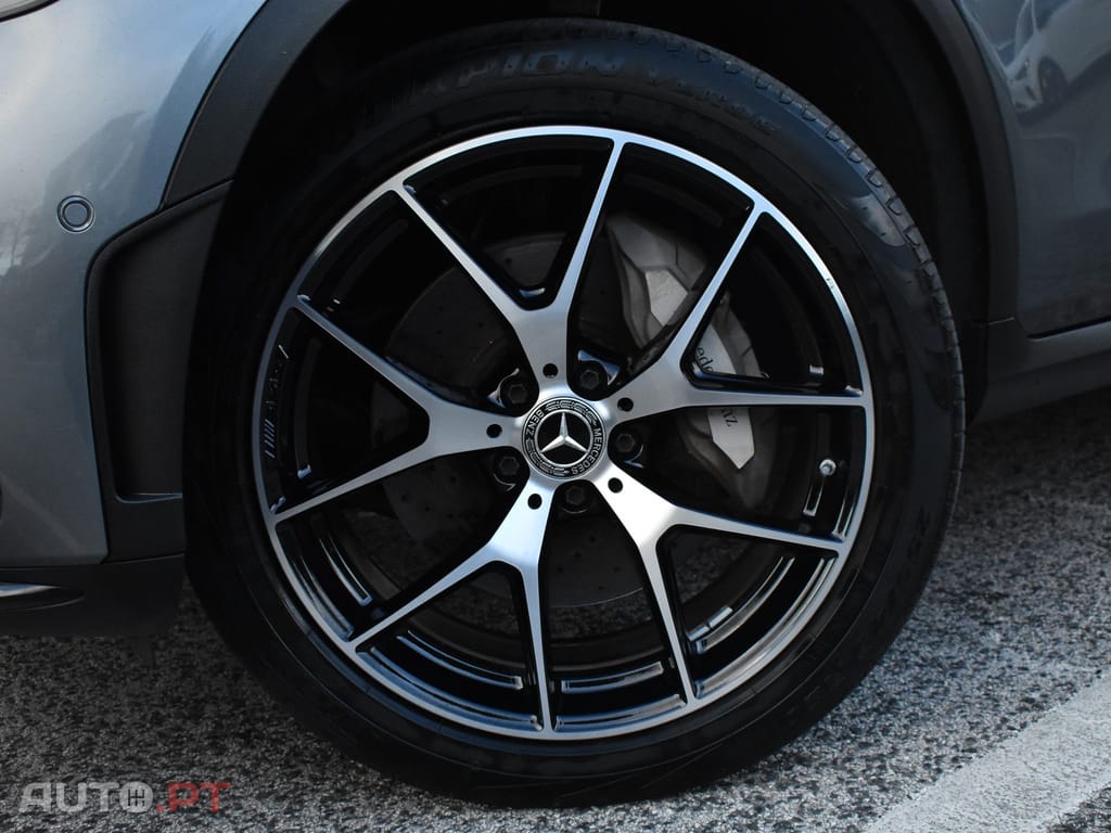 Mercedes-Benz GLC 300 de 4Matic 9G-TRONIC AMG Line