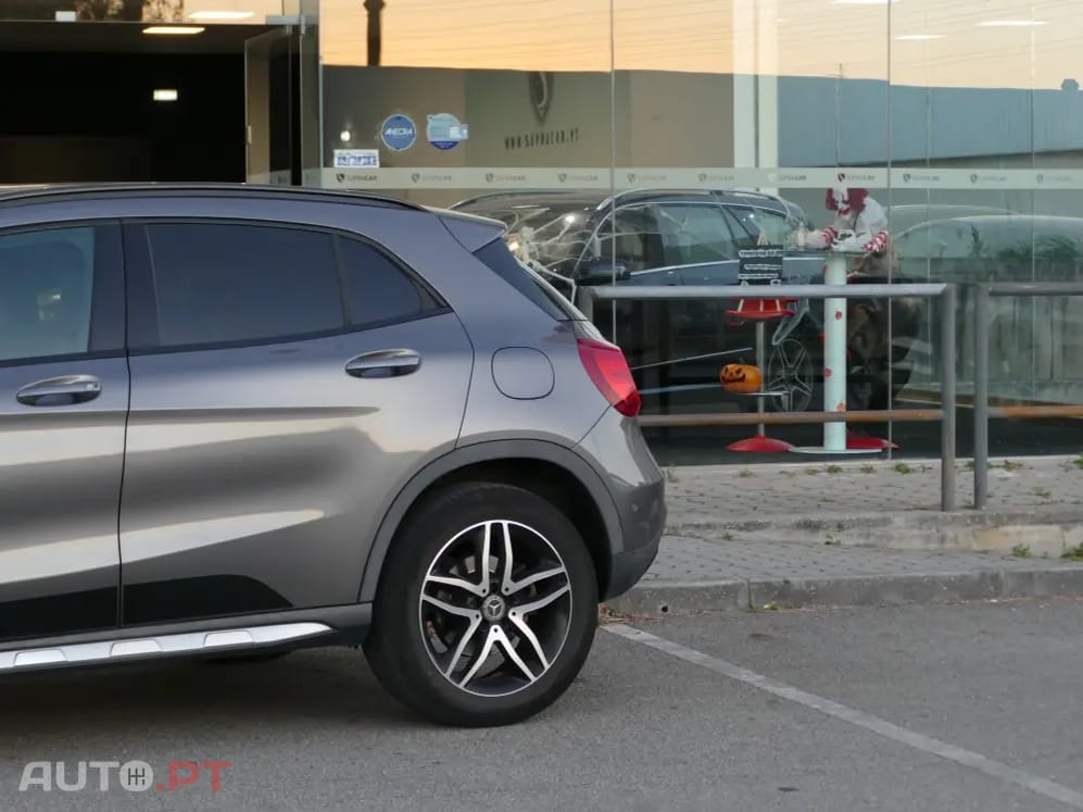 Mercedes-Benz GLA 220 d Urban