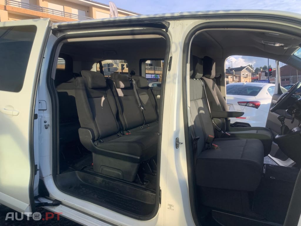 Toyota Proace 1.5 D-4D L1 Porta Traseira Basculante