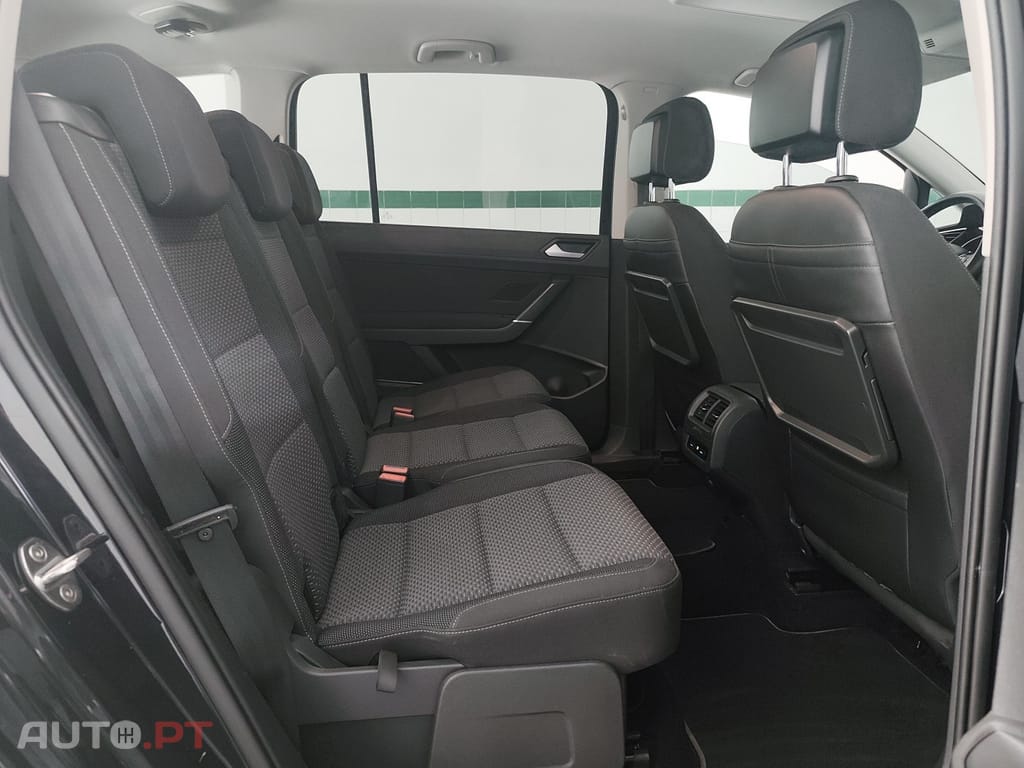 Volkswagen Touran 2.0 TDI Confortline DSG