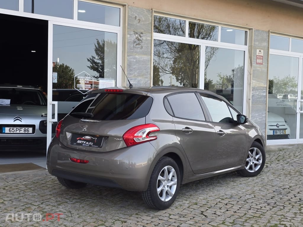Peugeot 208 1.4 HDi Active