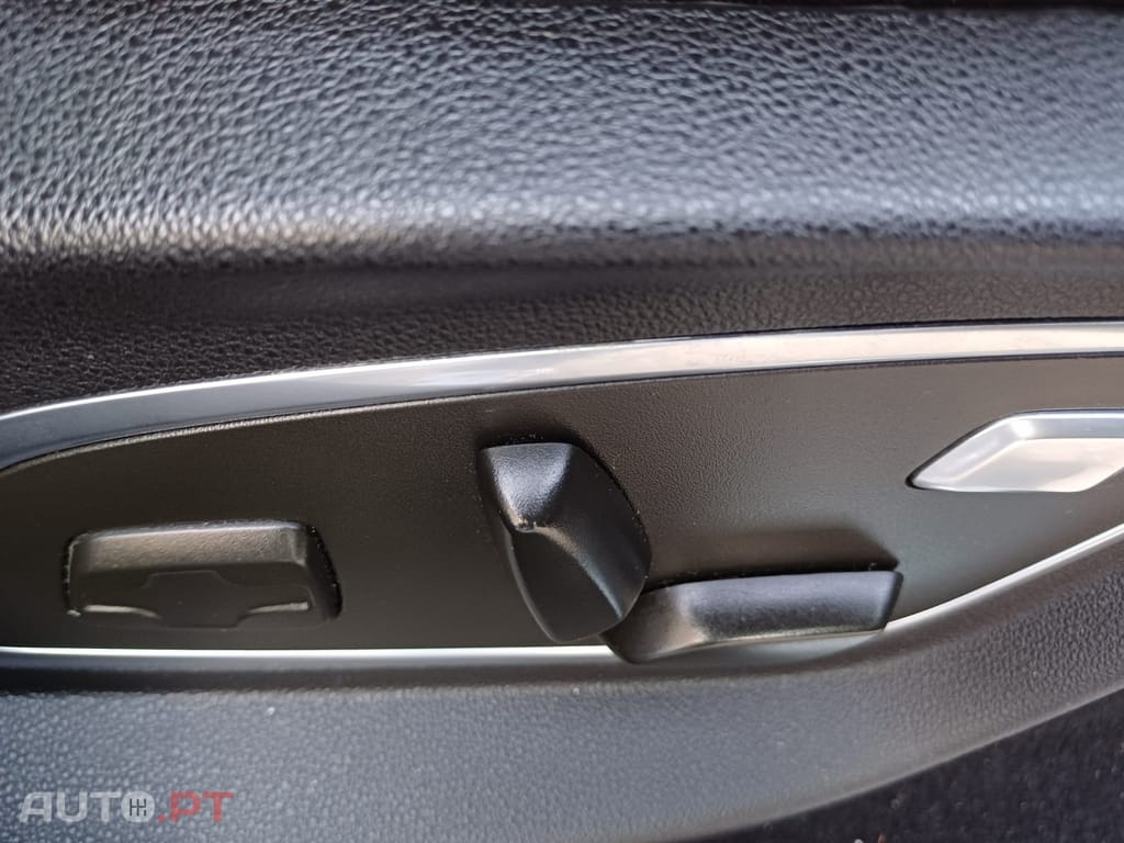 Renault Grand Scénic ENERGY dCi 160 EDC INITIALE PARIS