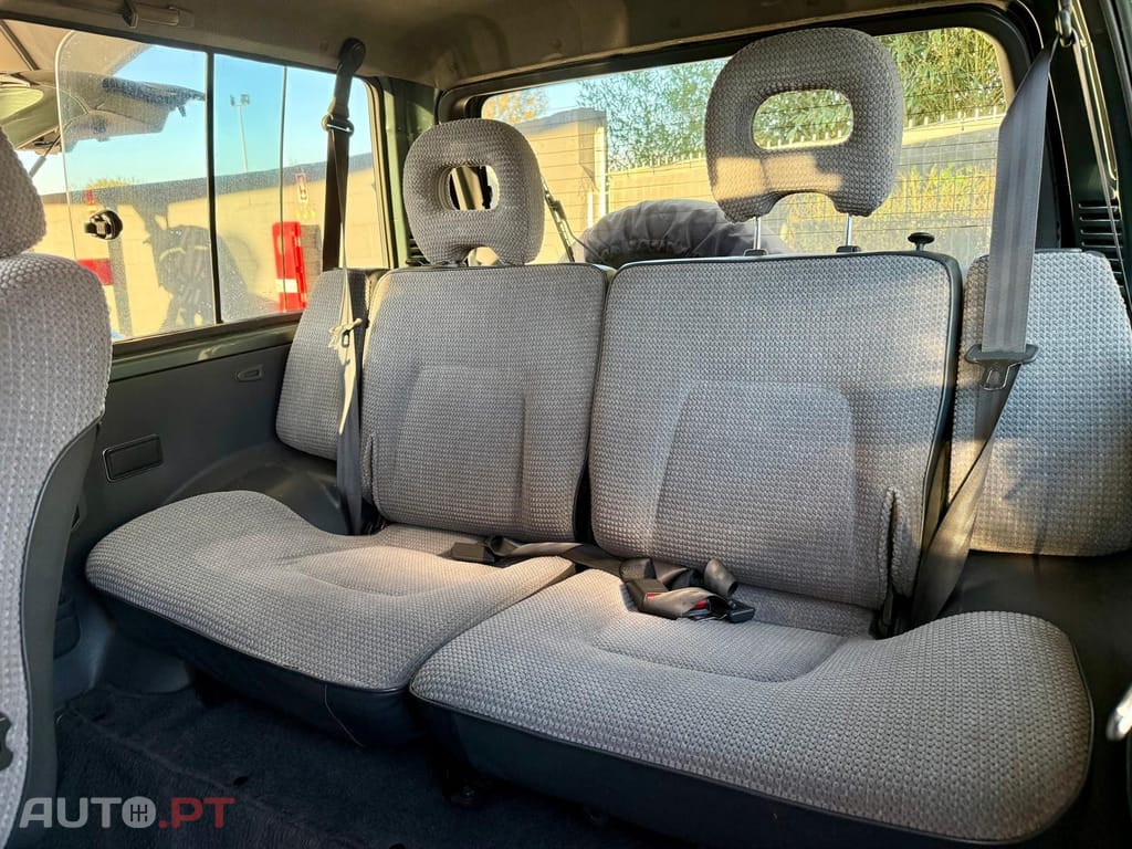 Mitsubishi Pajero 2.5 TDi GLX