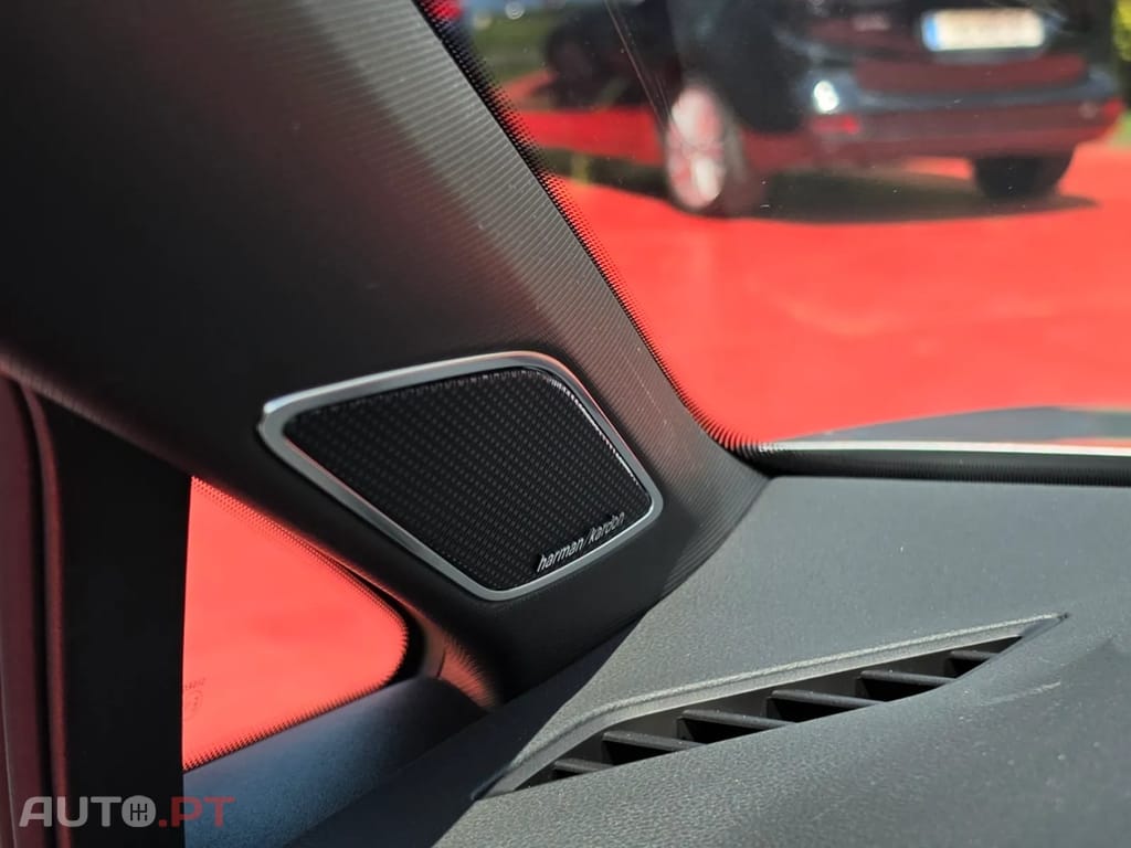 Volkswagen Golf 2.0 TDI R-Line DSG