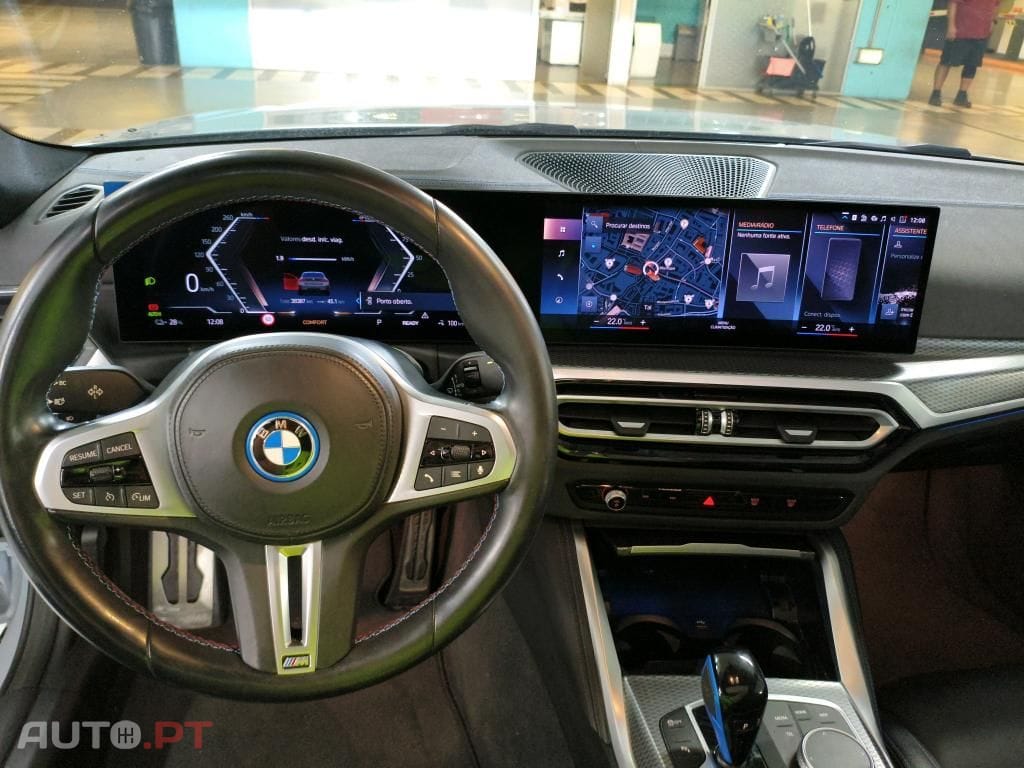 BMW i4 M50