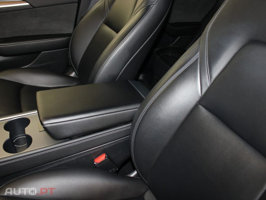 Tesla Model 3 LONG RANGE I.V.A DEDUTÍVEL 