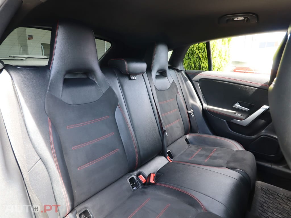 Mercedes-Benz CLA 250 e AMG