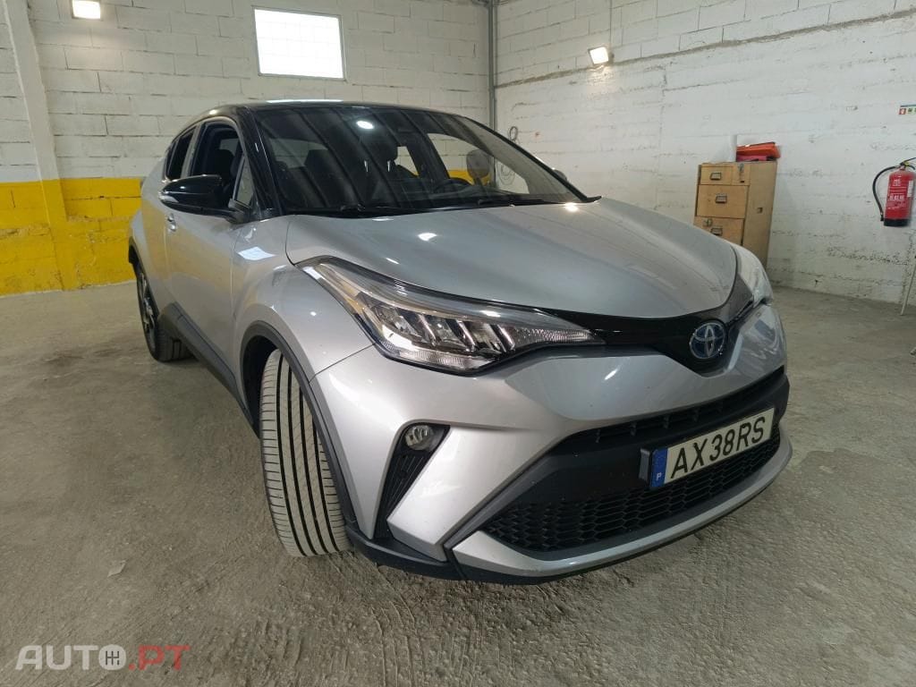 Toyota C-HR 1.8 Hybrid Square Collection
