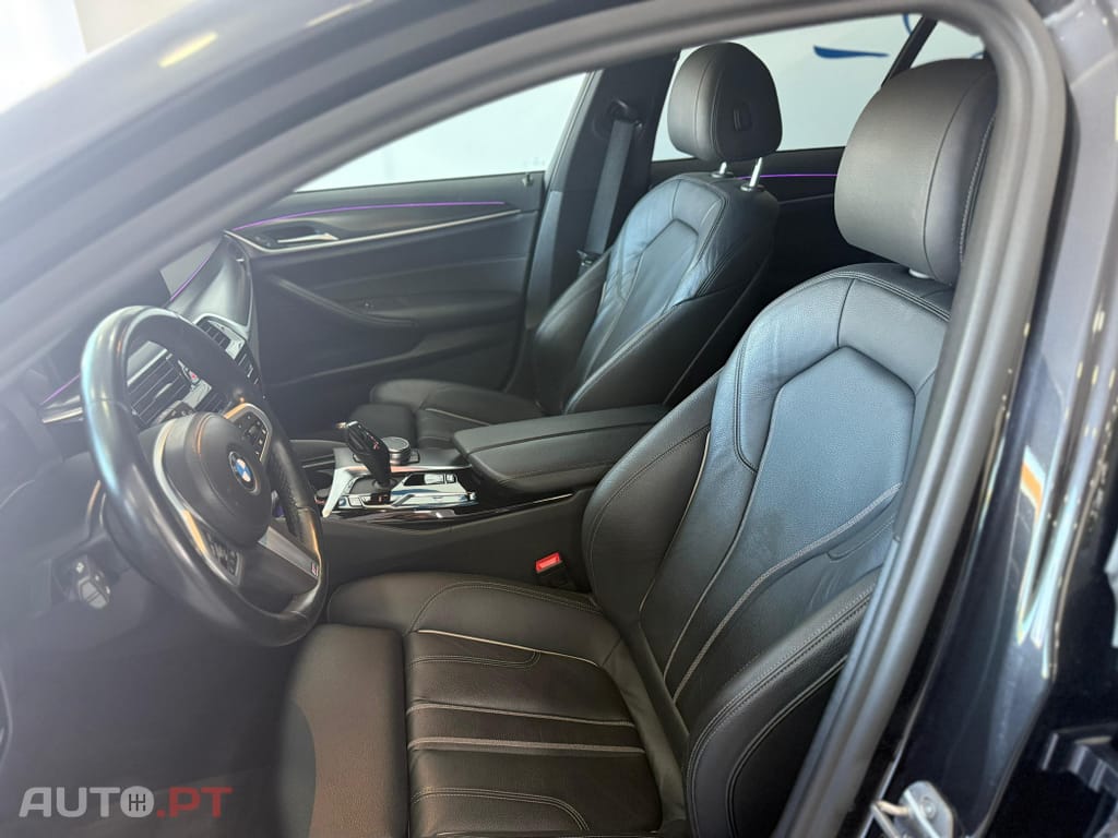 BMW 520 d Pack Desportivo M Auto