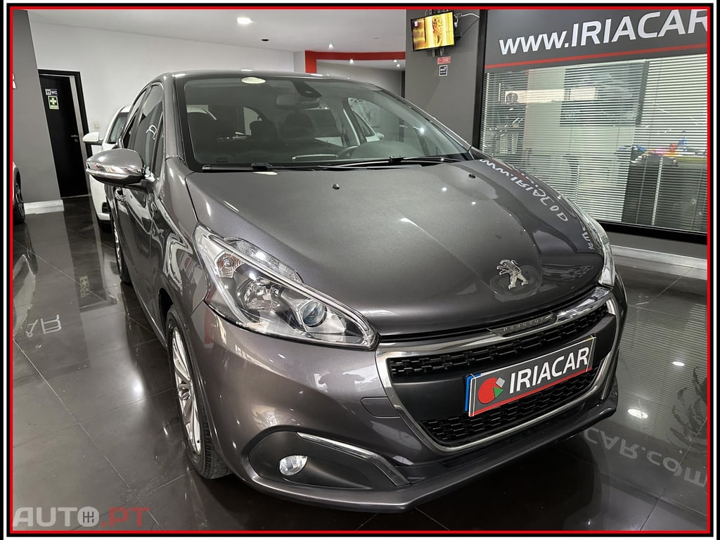 Peugeot 208 1.2 PureTech Signature