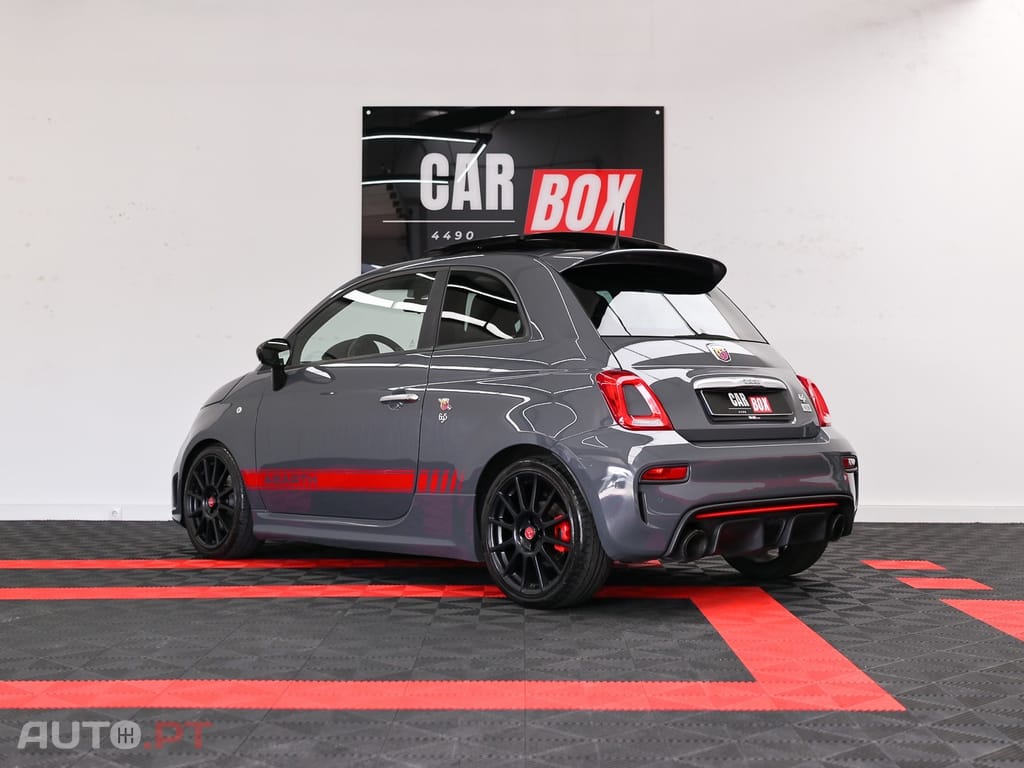 Abarth 695 1.4 T-Jet XSR Yamaha