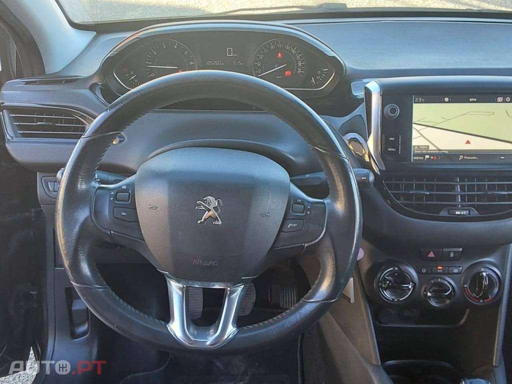 Peugeot 208 1.2 PureTech Allure