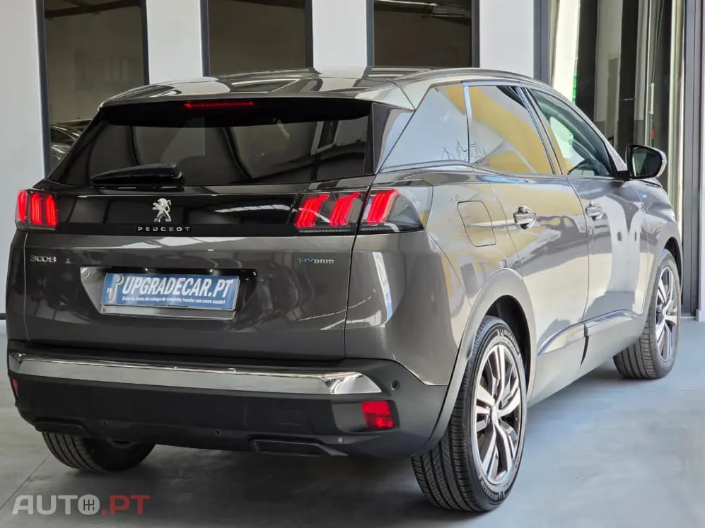Peugeot 3008 1.6 Hybrid Allure e-EAT8