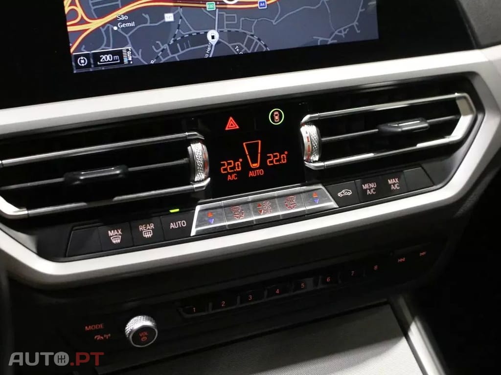 BMW 320 e Line Sport Auto