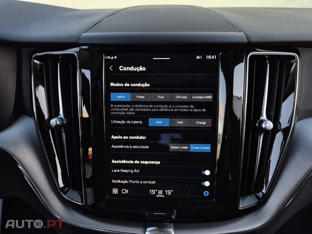 Volvo XC60 2.0 T6 PHEV Inscription AWD