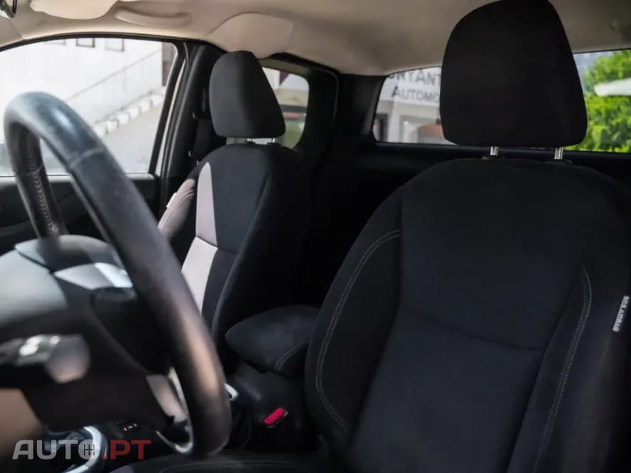 Nissan Navara 2.3 dCi CD 4WD N-Connecta