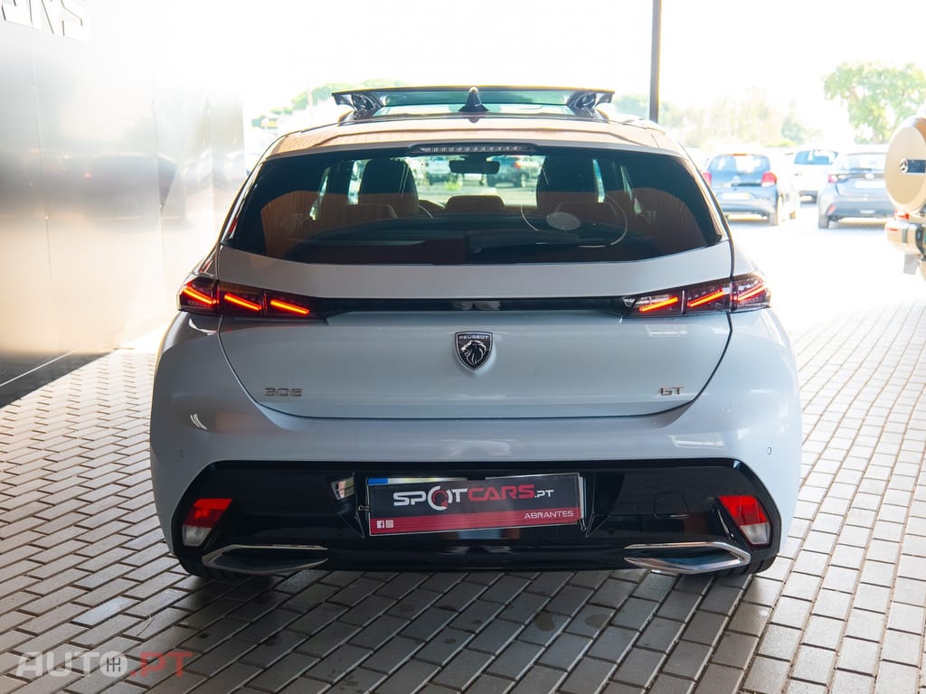 Peugeot 308 PureTech 130 EAT8 GT