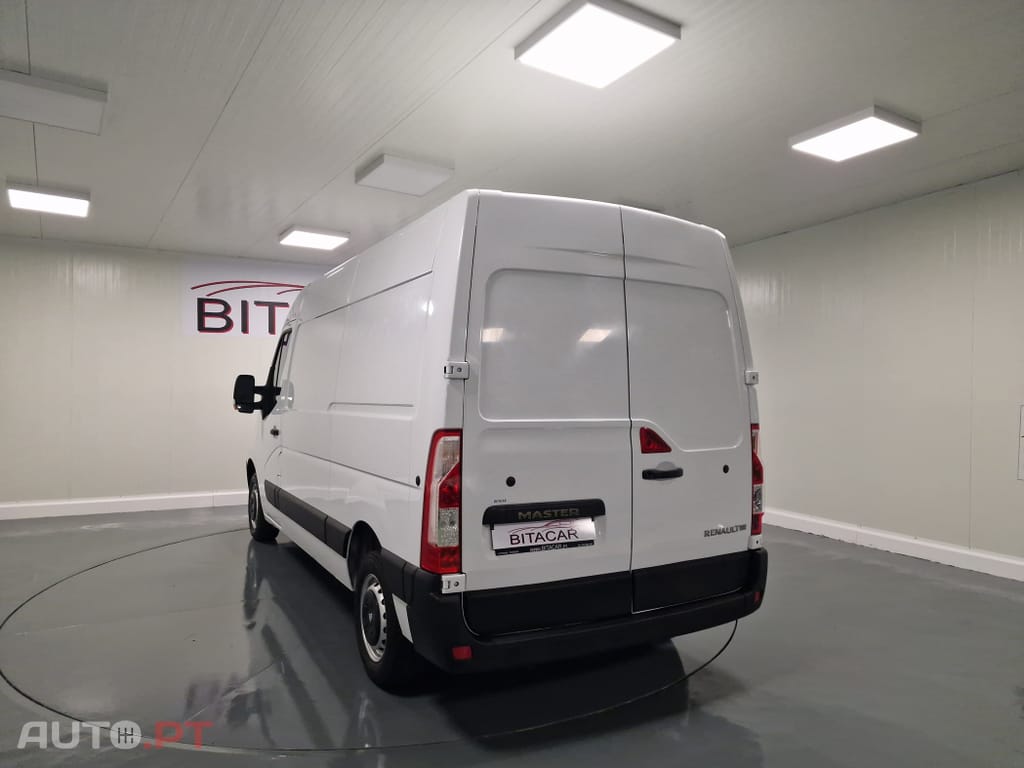 Renault Master 2.3 dCi L2H2 3.3T 130CV IVA DEDUTIVEL