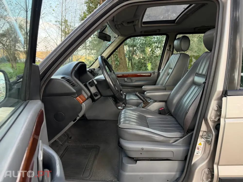 Land Rover Range Rover Outro