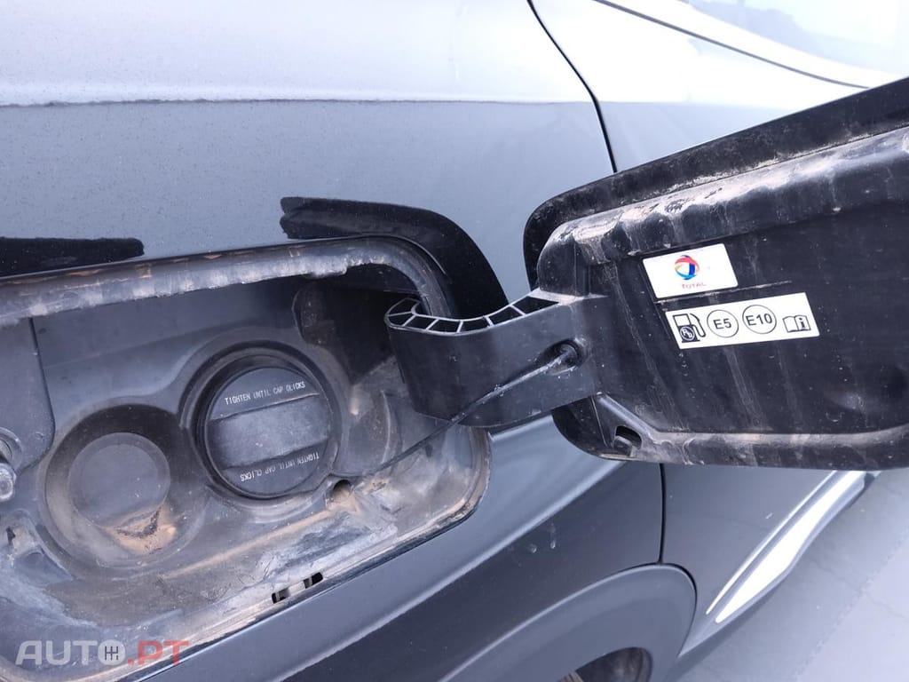 Peugeot 3008 1.6 Hybrid GT e-EAT8