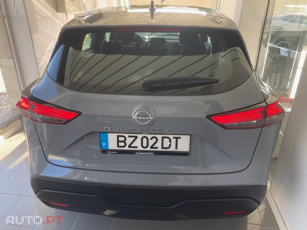 Nissan Qashqai 1.3 DIG-T Premiere Edition