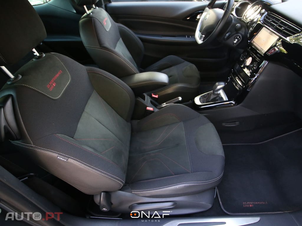 DS DS3 PureTech 110 Start & Stop EAT6 PERFORMANCE LINE