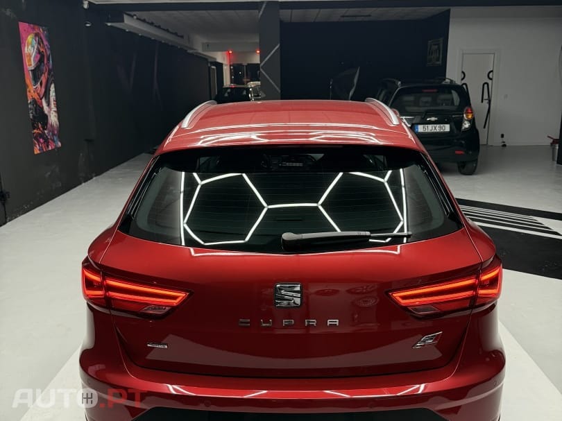 Seat Leon 2.0 TSI Cupra 4Drive DSG S/S