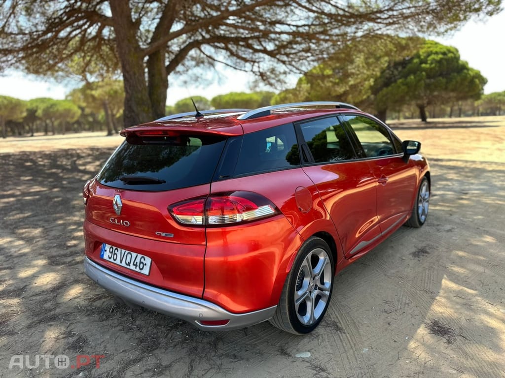 Renault Clio Sport Tourer 1.2 TCE GT EDC