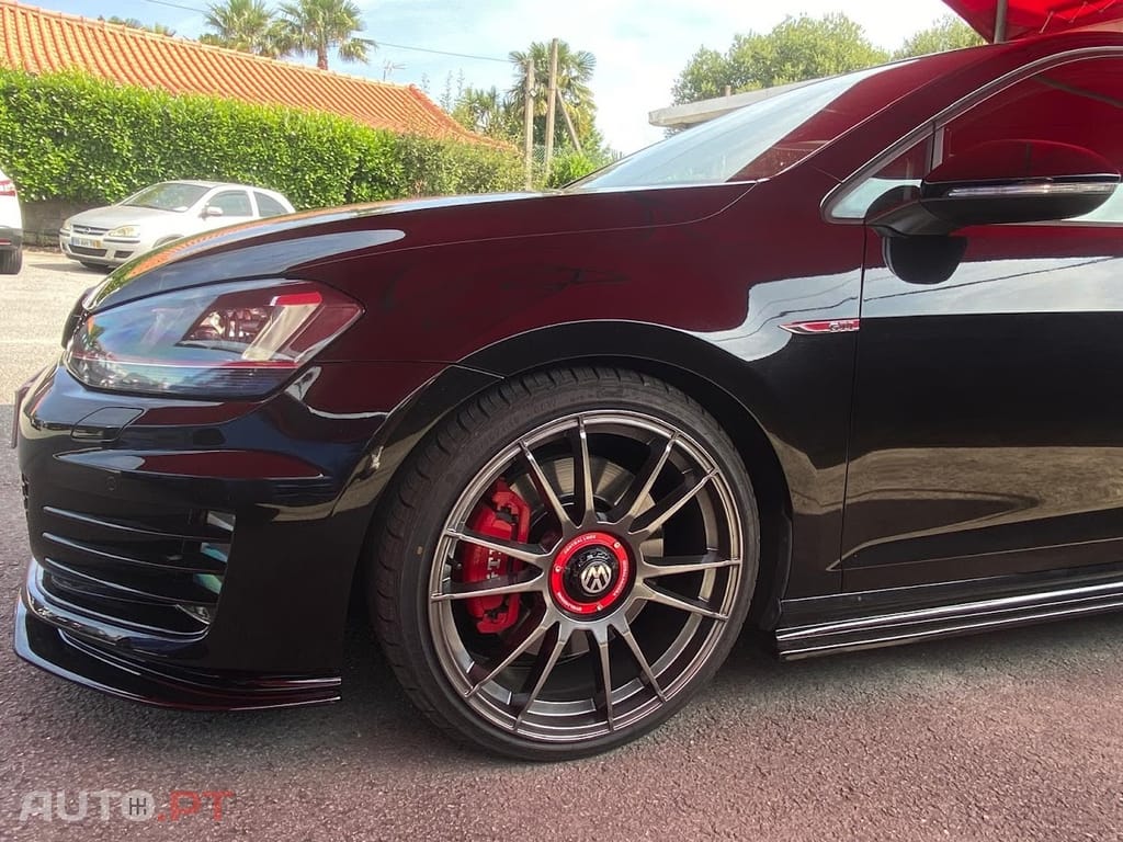 Volkswagen Golf 2.0 TSi GTi DSG Performance