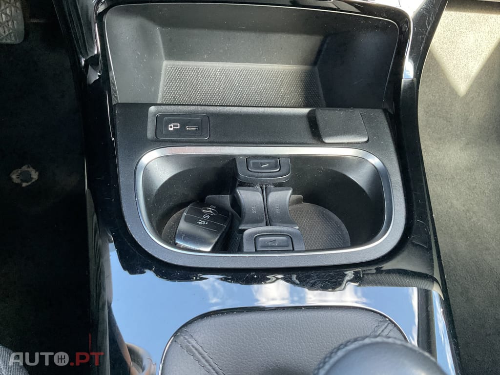 Mercedes-Benz CLA 180 d Shooting Brake Business Solutions