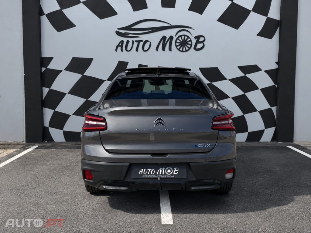 Citroen e-C4 X 50 kWh Autonomia Conforto Business Edition