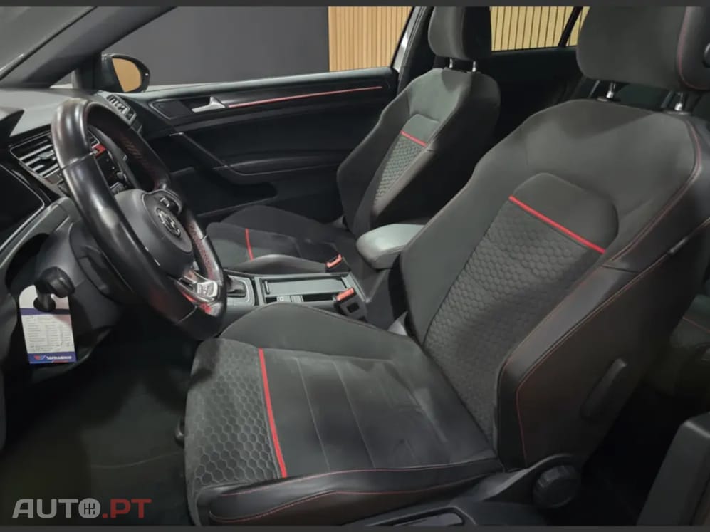 Volkswagen Golf GTI (BlueMotion ) DSG