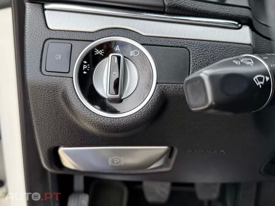 Mercedes-Benz E 250 CDi Avantgarde BlueEfficiency