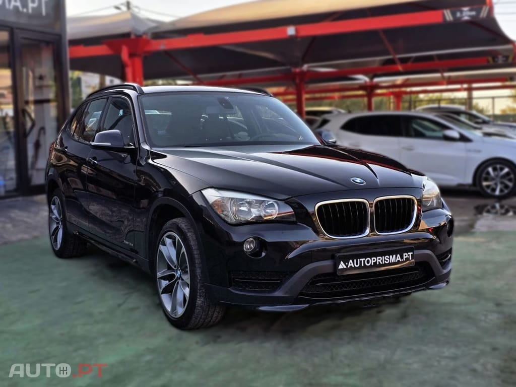 BMW X1 xDrive18d Aut. Sport Line — fotografia 3