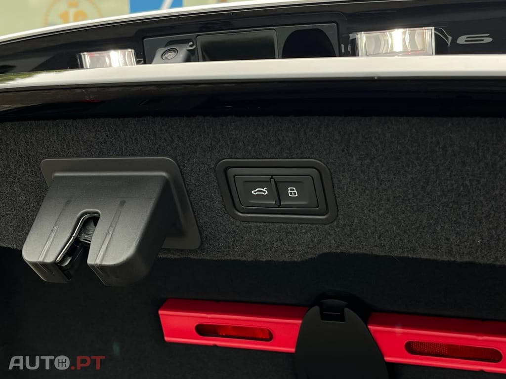 Audi A8 3.0 TDI V6 quattro Tiptronic