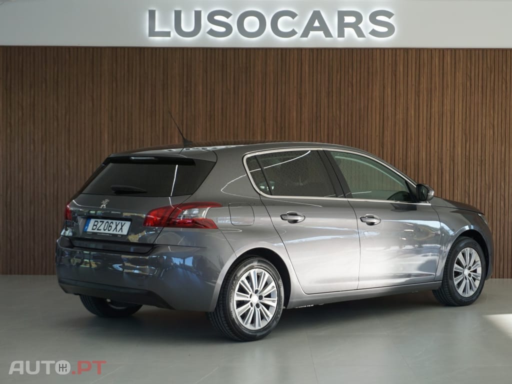 Peugeot 308 1.2 PureTech Allure Full LED