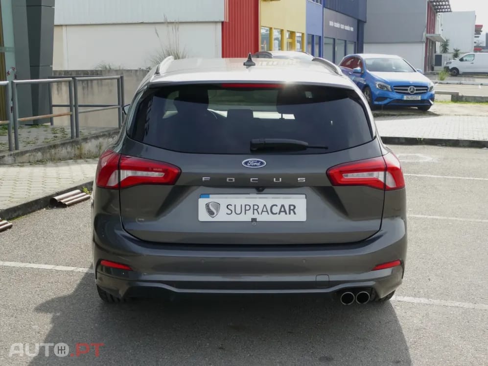 Ford Focus SW 1.5 TDCi EcoBlue ST-Line foto 4