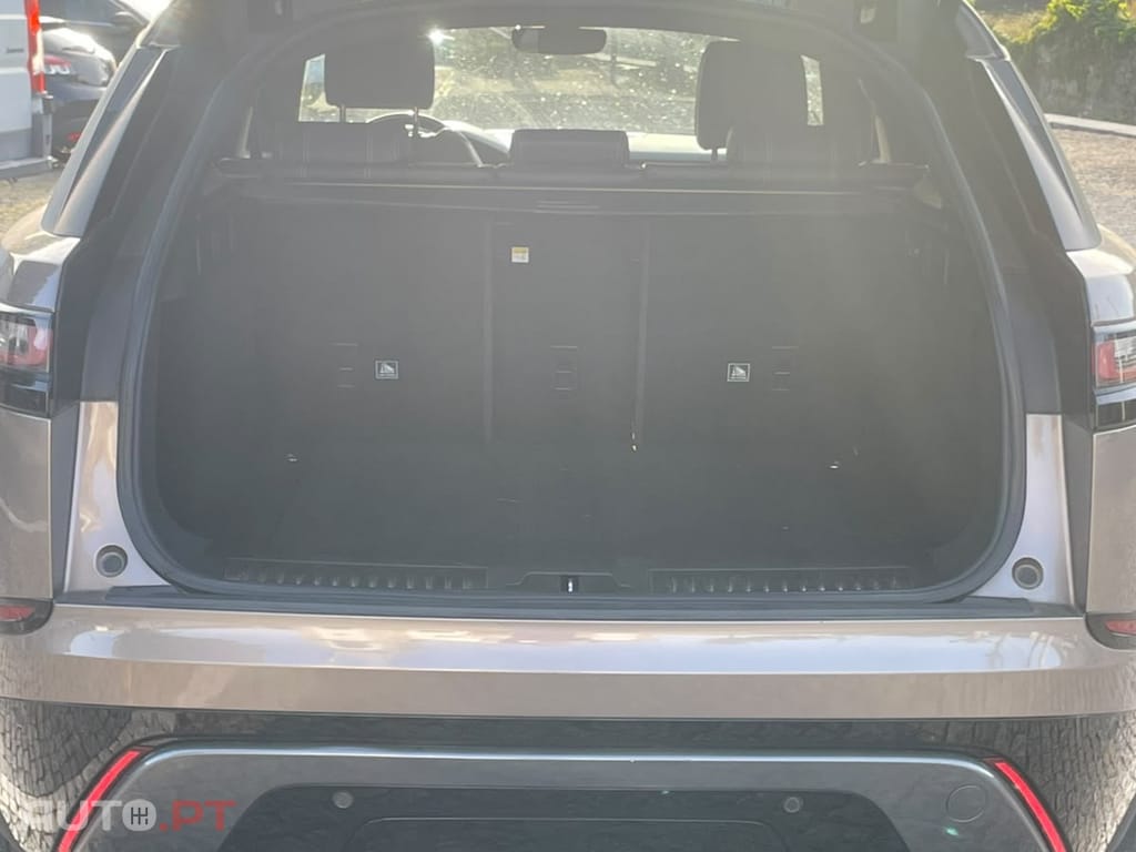 Land Rover Velar R-Dynamic