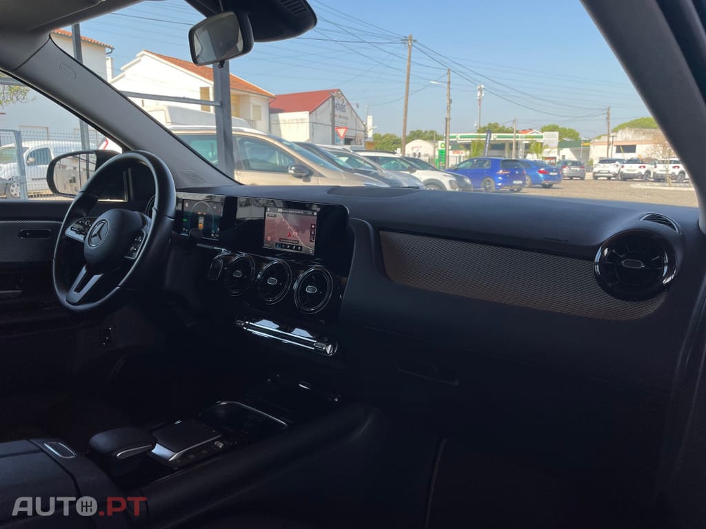 Mercedes-Benz GLA 250 e Progressive